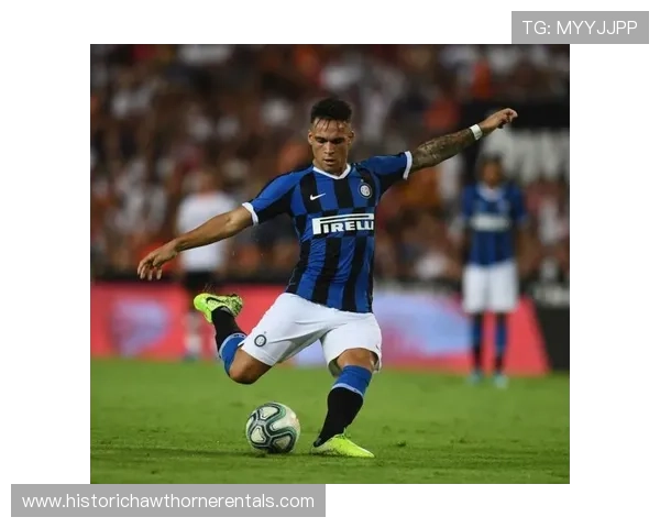 Lautaro休赛期保持训练状态，为新赛季蓄力