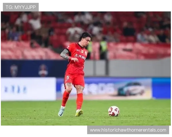 张琳芃恒大时期稳健表现与冠军贡献解析 张琳芃恒大时期稳健表现与冠军贡献解析