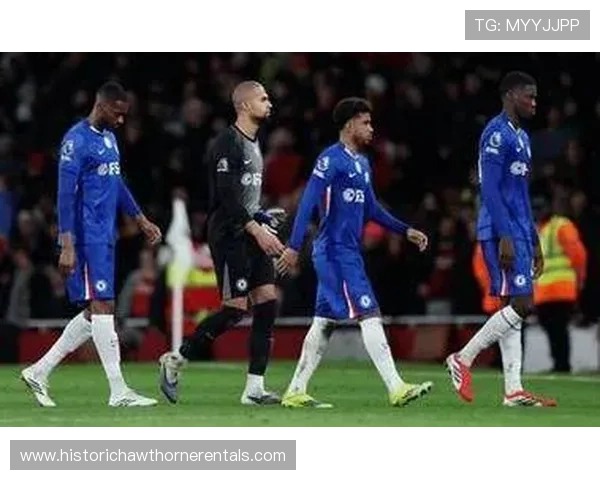 切尔西攻防失衡问题加剧,新帅上任后战术困局对复兴前景形成制约 切尔西攻防失衡问题加剧,新帅上任后战术困局对复兴前景形成制约